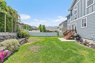 7852 N Sagebrush Ln, Eagle Mountain, UT 84005 - Photo 42