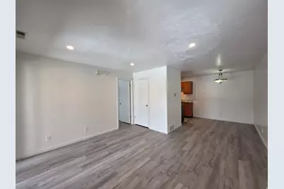 4150 S Oak Meadows Dr #30, Taylorsville, UT 84123 - Photo 4