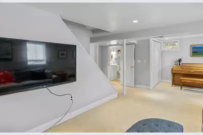 2475 S Filmore St, Salt Lake City, UT 84106 - Photo 14