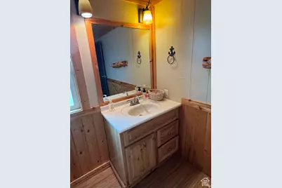 738 E Vanessa Ln, Garden City, UT 84028 - Photo 16