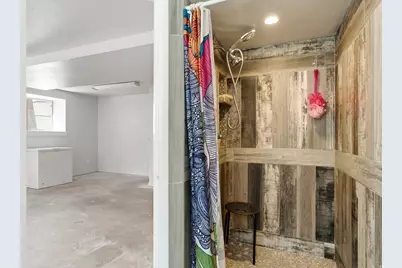 7211 S 2980 E, Cottonwood Heights, UT 84121 - Photo 38