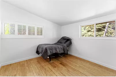 7211 S 2980 E, Cottonwood Heights, UT 84121 - Photo 24