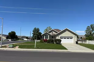 798 S 600 E, Payson, UT 84651 - Photo 2