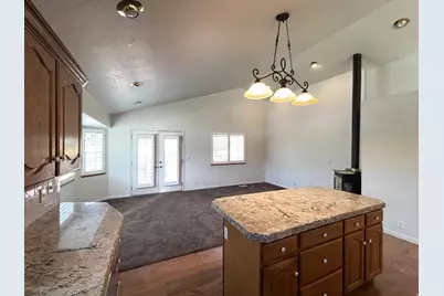 798 S 600 E, Payson, UT 84651 - Photo 16