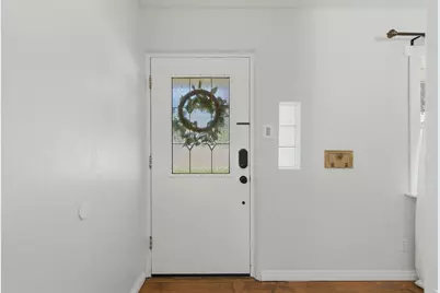 877 N 700 W, Provo, UT 84604 - Photo 6