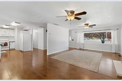 877 N 700 W, Provo, UT 84604 - Photo 10