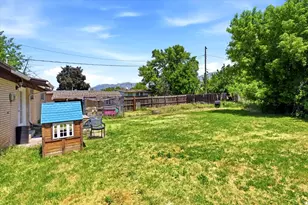 878 N Garnet E, Layton, UT 84041 - Photo 20