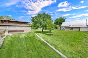 3068 S 8000 W, Magna, UT 84044 - Photo 28