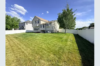 938 W 1520 N, Clinton, UT 84015 - Photo 26