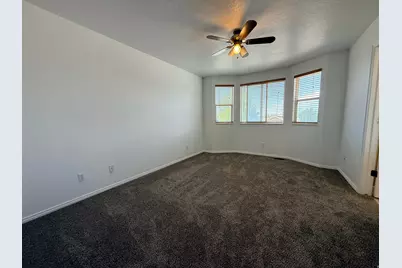 938 W 1520 N, Clinton, UT 84015 - Photo 10