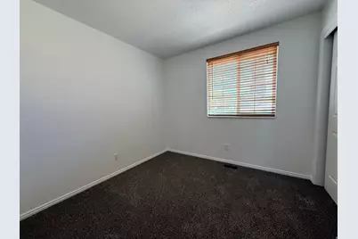 938 W 1520 N, Clinton, UT 84015 - Photo 18
