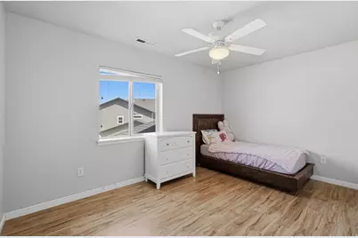 223 W Wildwood Dr, Saratoga Springs, UT 84045 - Photo 26