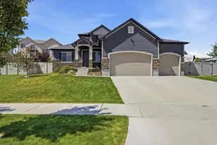 223 W Wildwood Dr, Saratoga Springs, UT 84045 - Photo 2