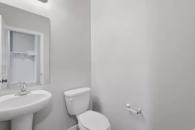 223 W Wildwood Dr, Saratoga Springs, UT 84045 - Photo 32