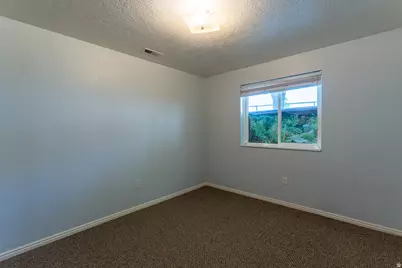 1828 W 1400 N, Clinton, UT 84015 - Photo 26