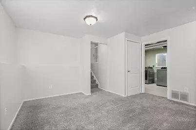 3041 S Roundtable Rd W, West Valley, UT 84120 - Photo 16