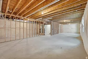 2406 W 1150 N, Tremonton, UT 84337 - Photo 32