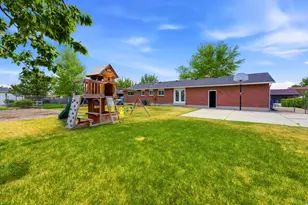 2478 W Long Meadow Dr S, Taylorsville, UT 84129 - Photo 34