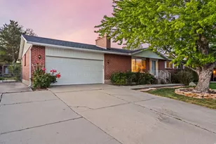 2478 W Long Meadow Dr S, Taylorsville, UT 84129 - Photo 2