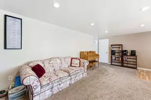 2478 W Long Meadow Dr S, Taylorsville, UT 84129 - Photo 8