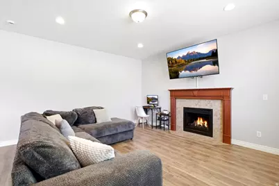 462 Delancey St, Stansbury Park, UT 84074 - Photo 8