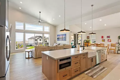 6623 W Wyatt Run Dr S, Herriman, UT 84096 - Photo 6