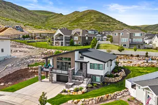 6623 W Wyatt Run Dr S, Herriman, UT 84096 - Photo 2