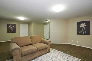 157 W Clay Park Dr S, Murray, UT 84107 - Photo 32