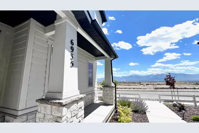 6935 S Static Peak Dr #118, West Jordan, UT 84081 - Photo 4