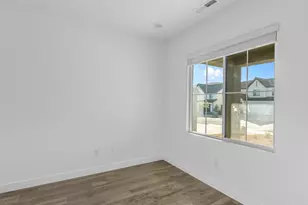 1842 S Queens Gdn Dr, Washington, UT 84780 - Photo 4