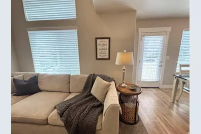 4873 W Pillar Dr S, Riverton, UT 84096 - Photo 8