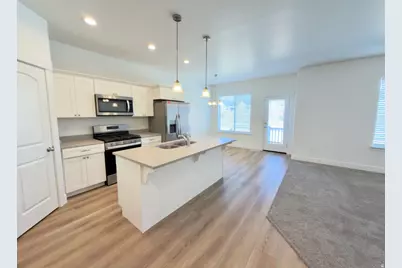 1023 N Ledger Dr #214, Saratoga Springs, UT 84045 - Photo 2