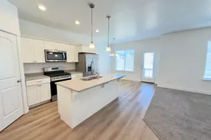 1023 N Ledger Dr, Saratoga Springs, UT 84045 - Photo 2