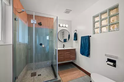 6751 S 2300 E, Cottonwood Heights, UT 84121 - Photo 12