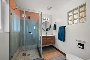 6751 S 2300 E, Cottonwood Heights, UT 84121 - Photo 12