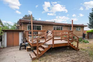 6751 S 2300 E, Cottonwood Heights, UT 84121 - Photo 24