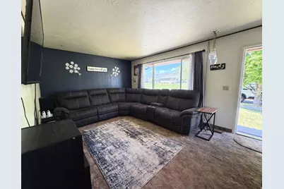727 W 550 S, Tremonton, UT 84337 - Photo 4