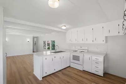 5067 S El Amador St, Holladay, UT 84117 - Photo 2