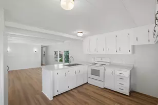 5067 S El Amador St, Holladay, UT 84117 - Photo 2