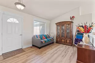 3790 W Formby Cir Circle, Syracuse, UT 84075 - Photo 6