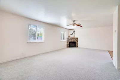 304 N Waterside Dr, Heber City, UT 84032 - Photo 4
