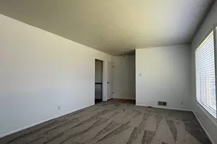 324 E 4650 S, Washington Terrace, UT 84405 - Photo 4