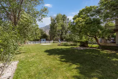 146 W 200 N, Springville, UT 84663 - Photo 24