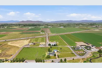 6345 N Salt Creek Rd, Honeyville, UT 84314 - Photo 54