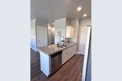 7427 N Cottage Ln, Eagle Mountain, UT 84005 - Photo 12