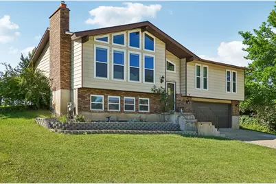 2622 N 2600 E, Layton, UT 84040 - Photo 2