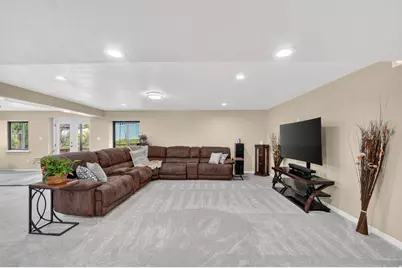 161 W Sweetbriar Ln, Saratoga Springs, UT 84045 - Photo 38