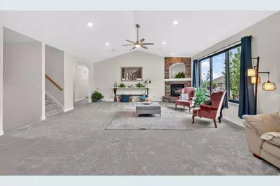 161 W Sweetbriar Ln, Saratoga Springs, UT 84045 - Photo 6