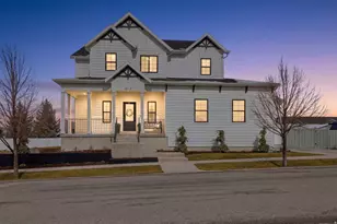 724 W 50 N, Hyrum, UT 84319 - Photo 1