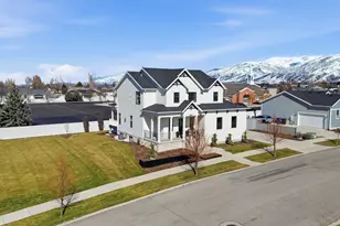 724 W 50 N, Hyrum, UT 84319 - Photo 2